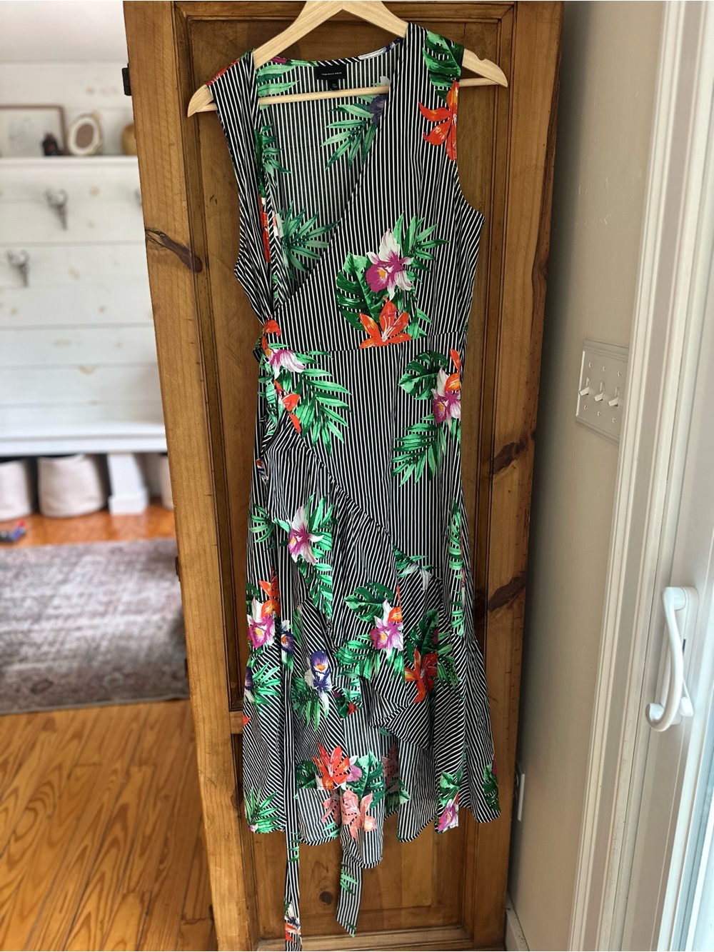 Tropical Floral Stripe Wrap Maxi Dress Medium